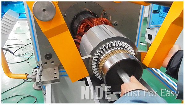  Horizontal Type Stator Winding Inserting Machine-2