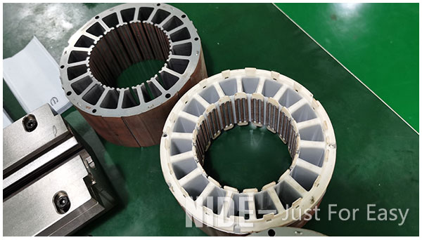 stator slot paper inserting machine.jpg