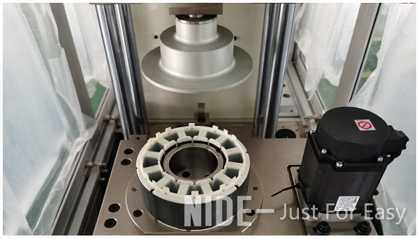paper inserting machine.jpg