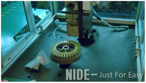 Balancing-Scooter-motor-stator-paper-inserting-machine