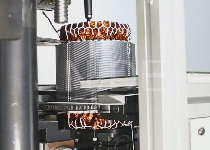 lacing machine.jpg