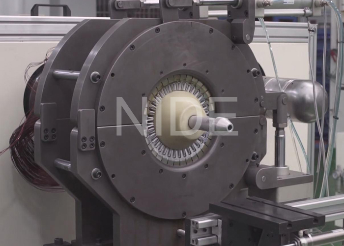 Larger Stator winding inserting and expanding machine