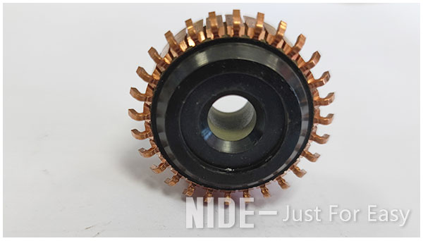 commutator in dc motor.jpg