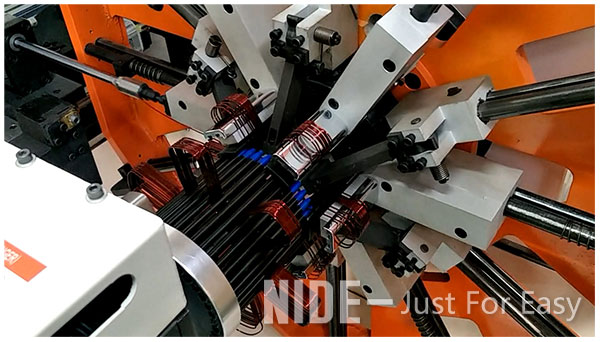 alternator stator waving winder.jpg