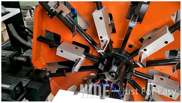 auto car alternator stator waving winding machine.jpg