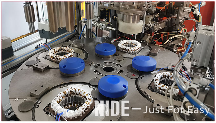 automatic motor coil lacing machine.jpg